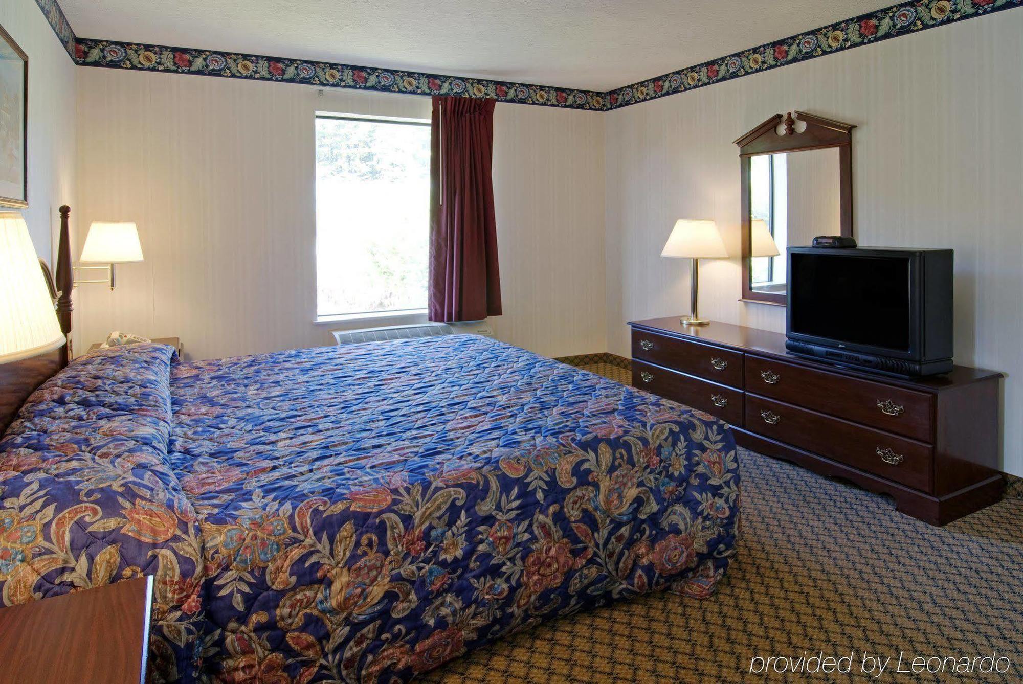 Americas Best Value Inn - Clayton Room photo
