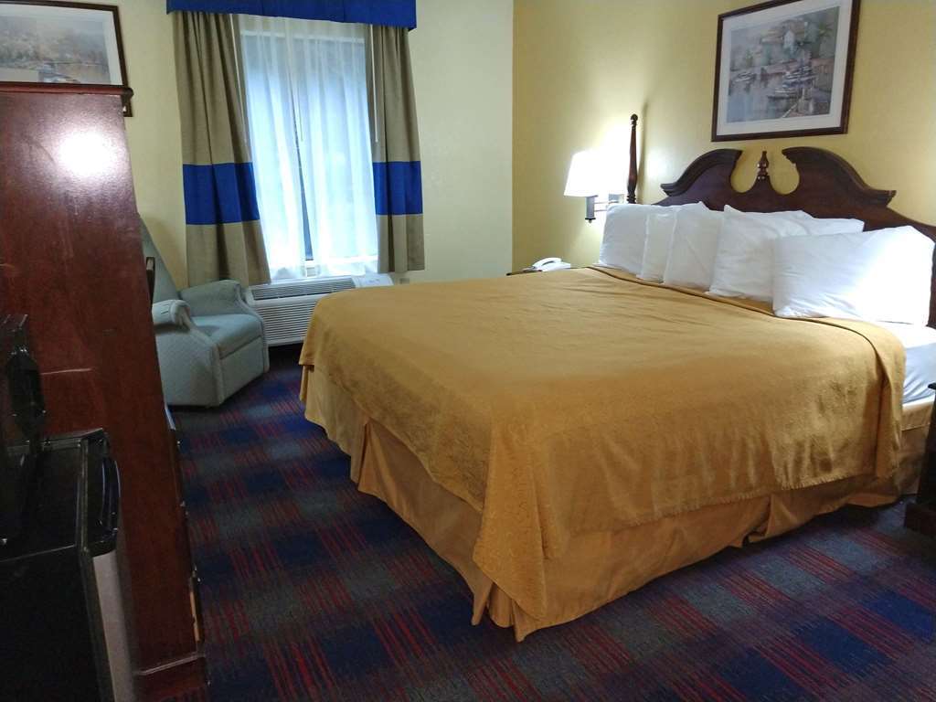 Americas Best Value Inn - Clayton Room photo