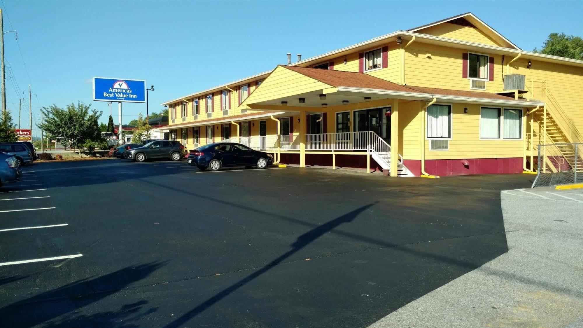 Americas Best Value Inn - Clayton Exterior photo